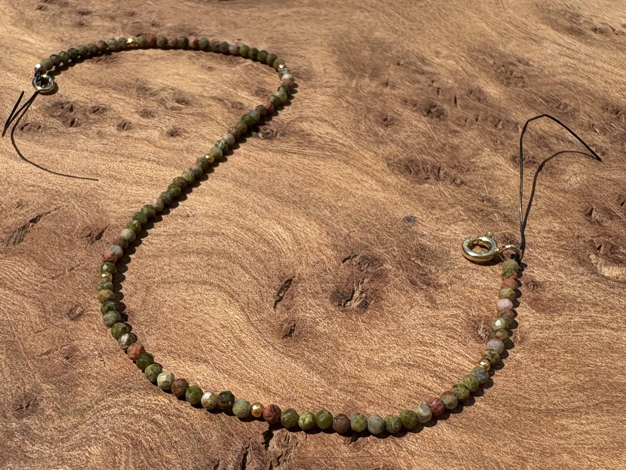 Unikat Armband mit vergoldeten Kugeln