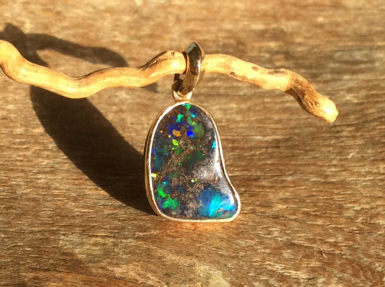 Opal-Kettenanhänger