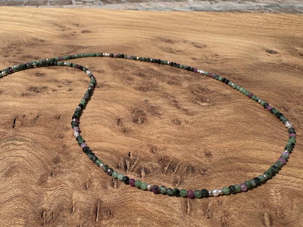 Feine Rubin Zoisit Kette