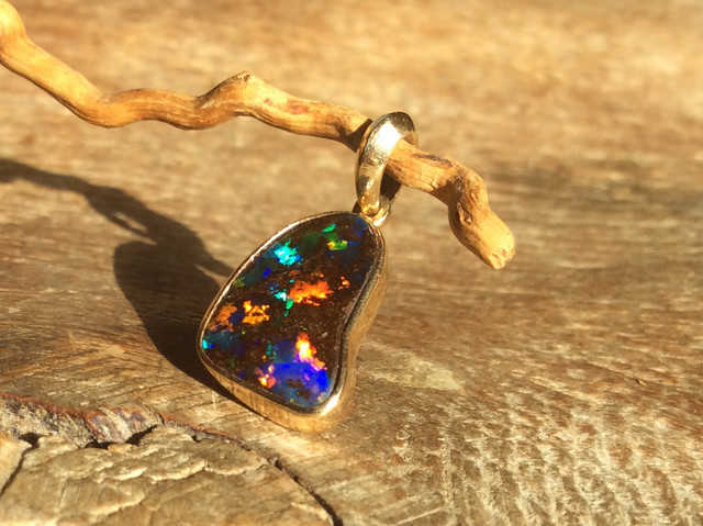 Opal-Kettenanhänger